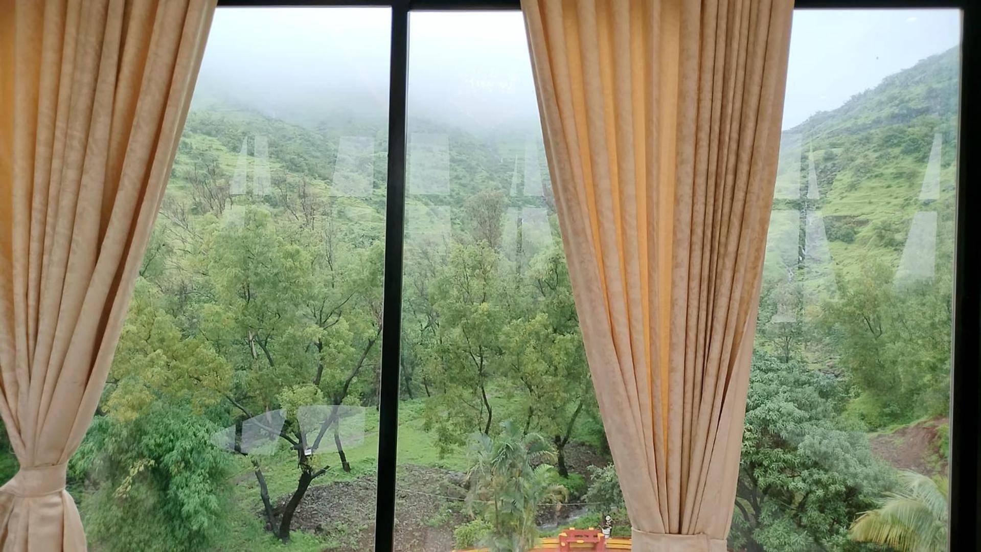 Golden Resort Igatpuri Luaran gambar