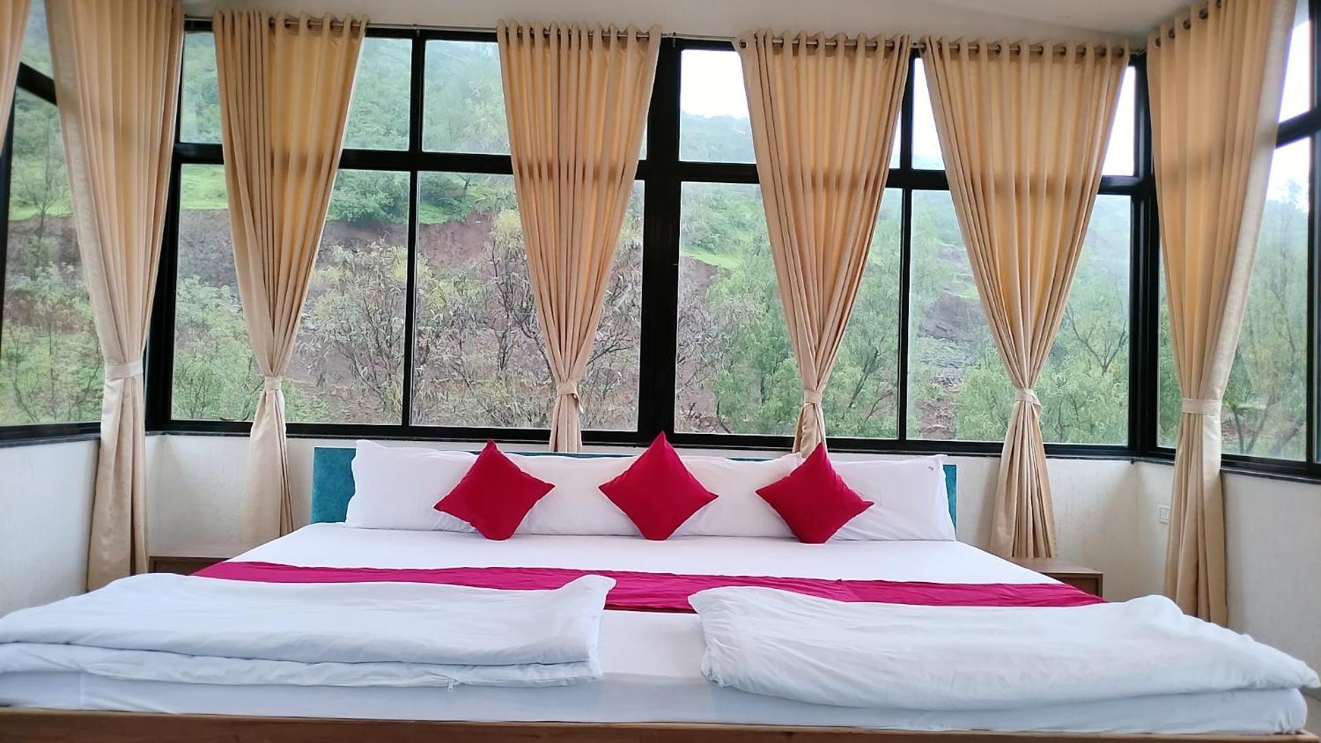 Golden Resort Igatpuri Luaran gambar