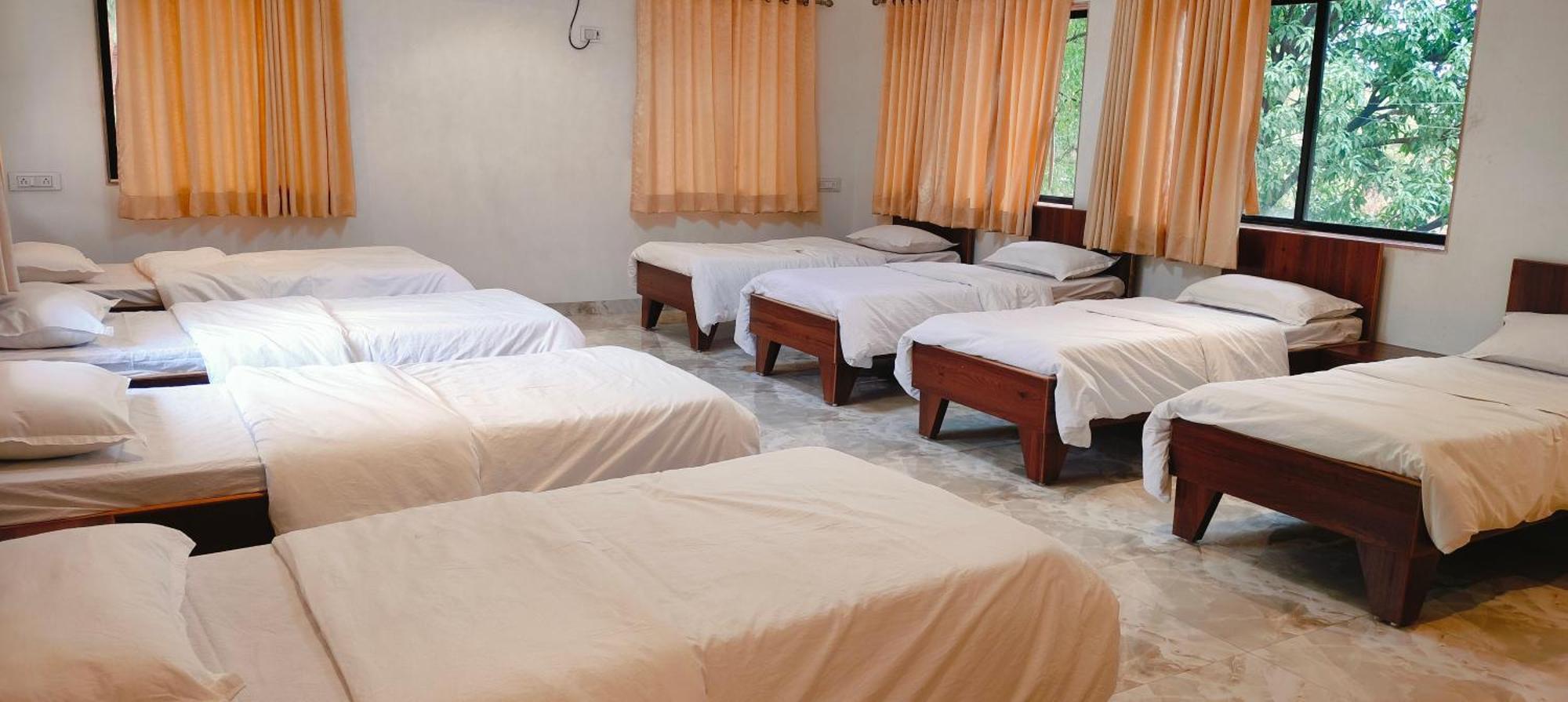 Golden Resort Igatpuri Luaran gambar